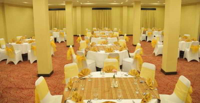 Swiss-Belinn Imara Sudirman Палембанг Екстериор снимка